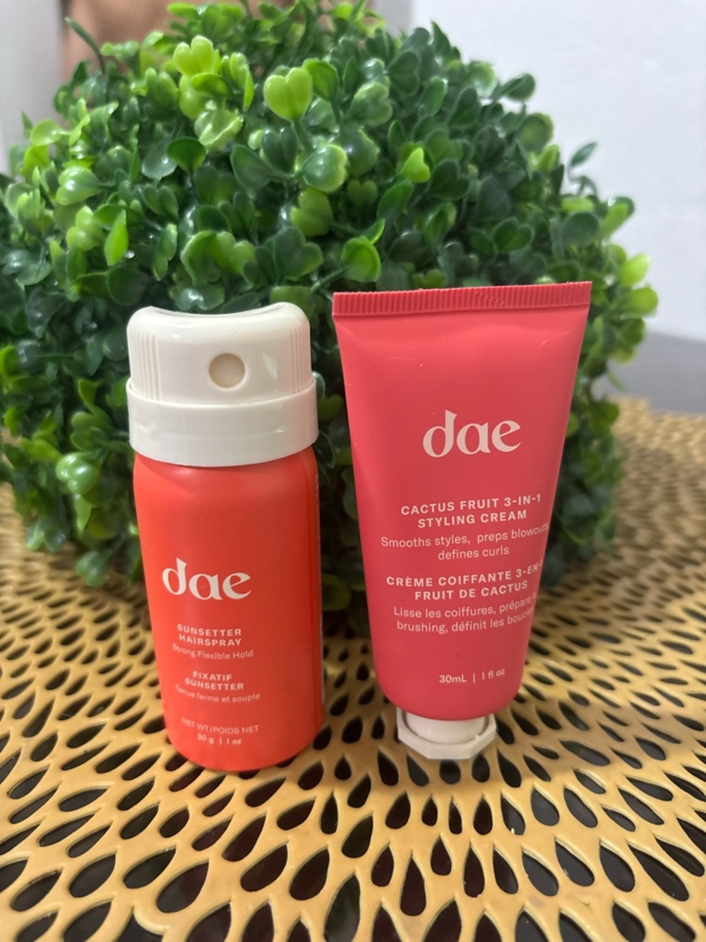 dae Sunsetter Hair Spray & Cactus Fruit Styling Cream Set - new & Sealed